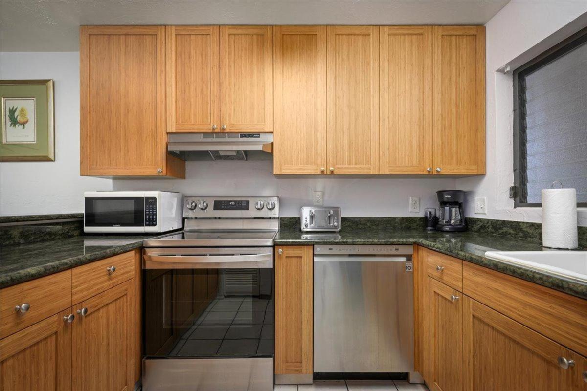 Kona Westwind 1 New! Quiet Ocean-View 1St Floor | Patio | Pool Villa Kailua-Kona Bagian luar foto